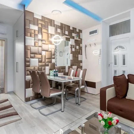 Appartement Fireworks Rakoczi Mini *