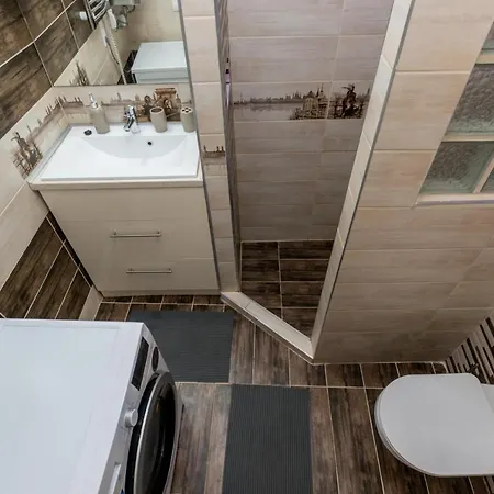 Fireworks Rakoczi Mini アパート ブダペスト